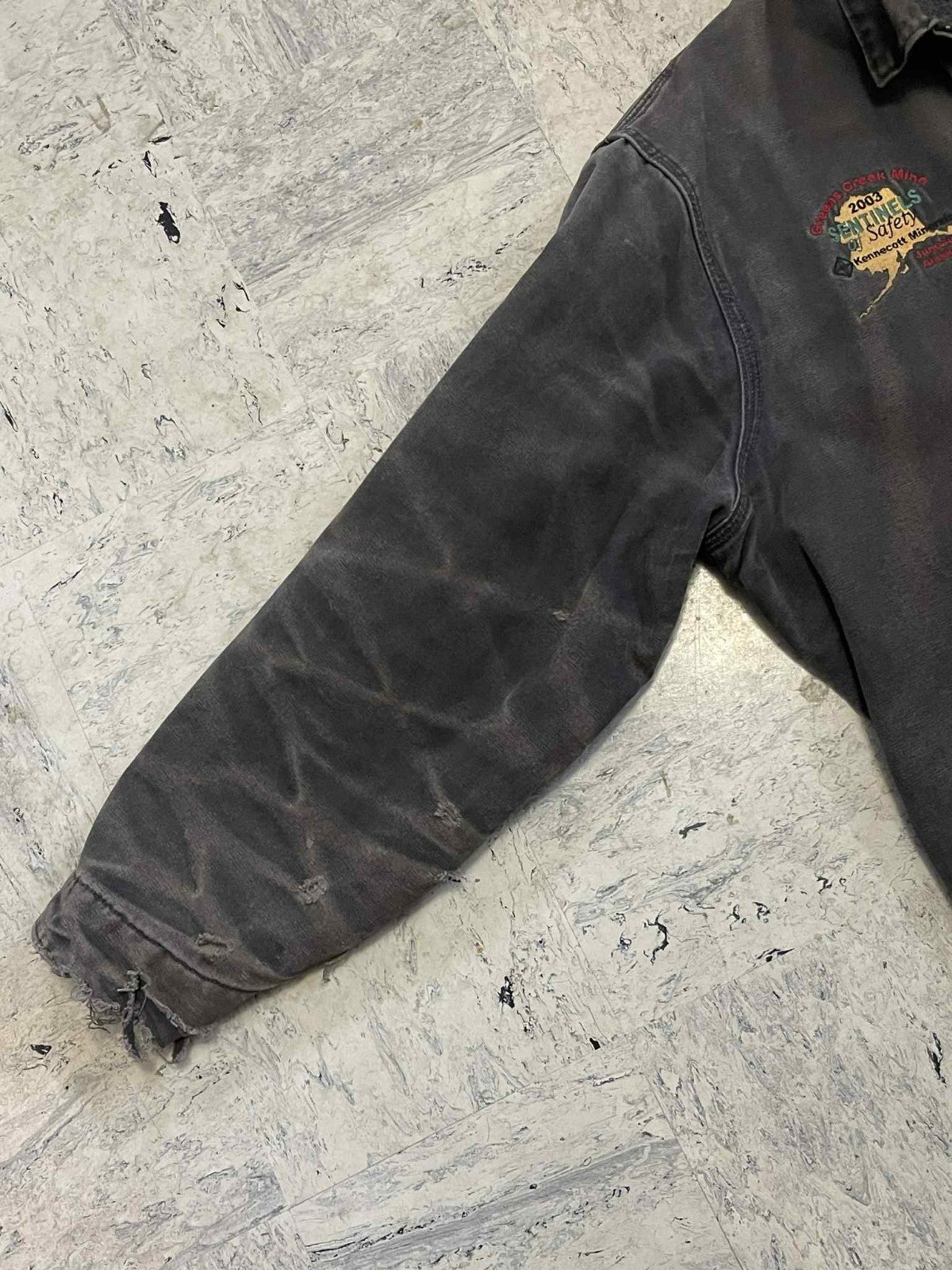 Vintage Carhartt Grey Distressed Detroit Jacket J97 PTL Size XL Blanket Lined
