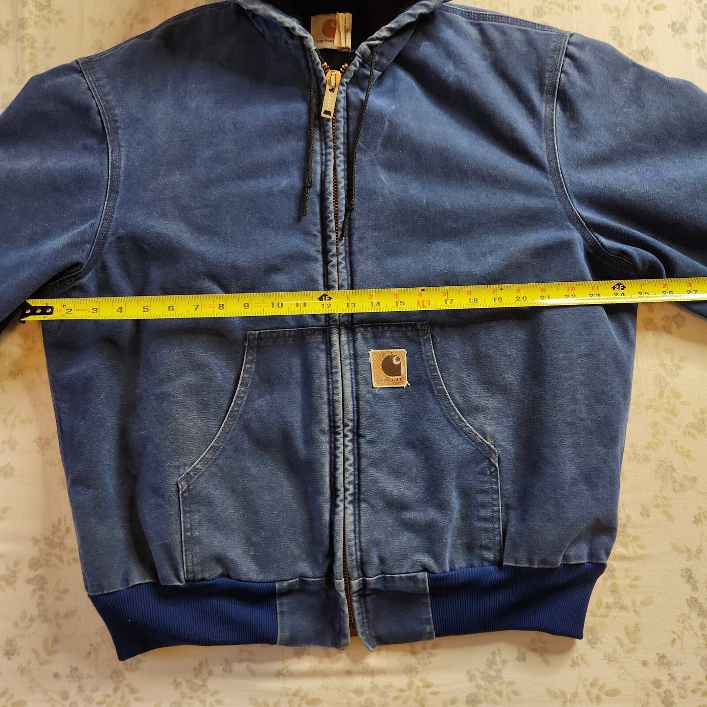 Vintage Carhartt Mens L Duck Blue J68 BLU Hooded Canvas Work Insulated Jacket