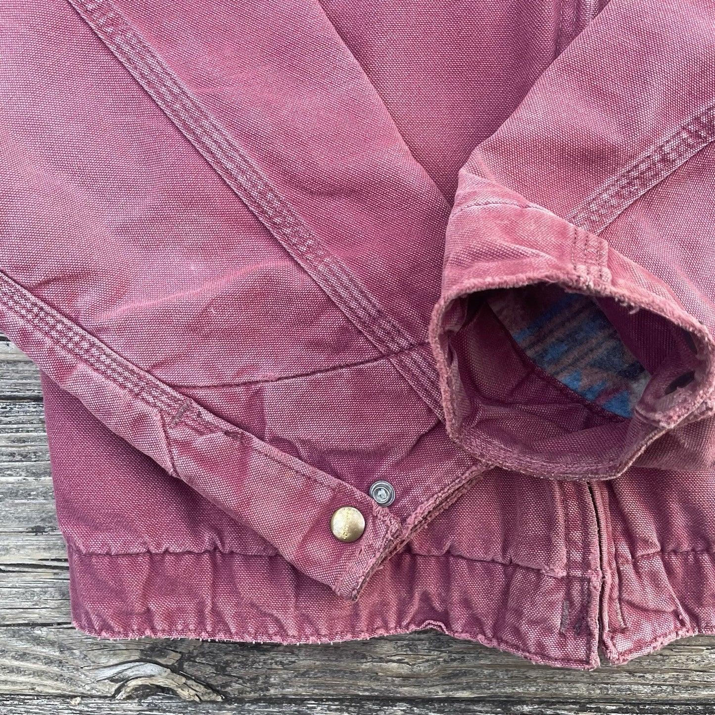 vintage carhartt j24 rdw aztec detroit jacket in redwood size medium