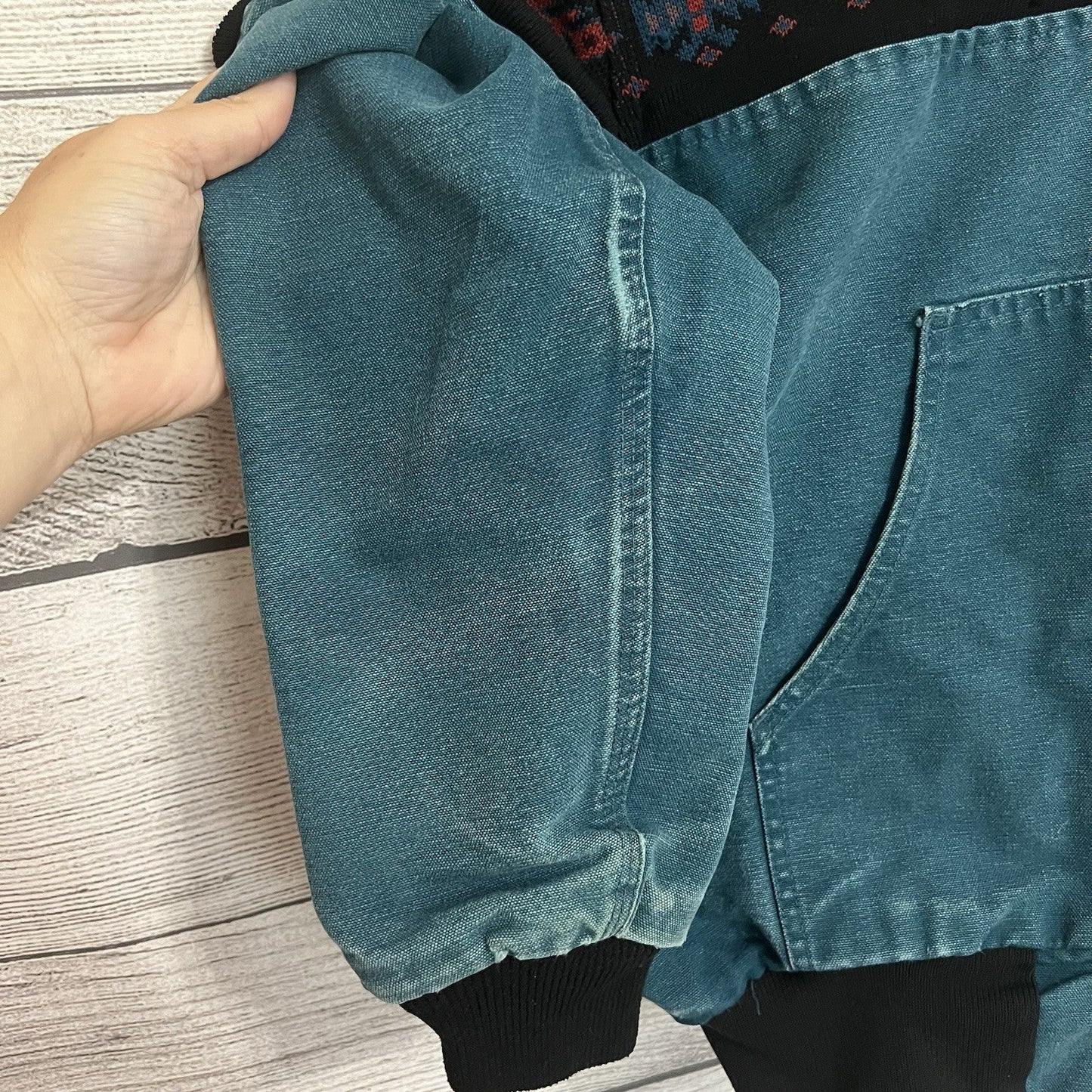 Vintage Carhartt Aztec Santa Fe Jacket Size Medium Teal JQ041 Faded Rare Lined