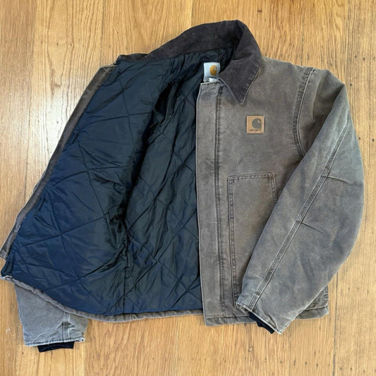 Carhartt Jacket J22 CHT Amazing condition