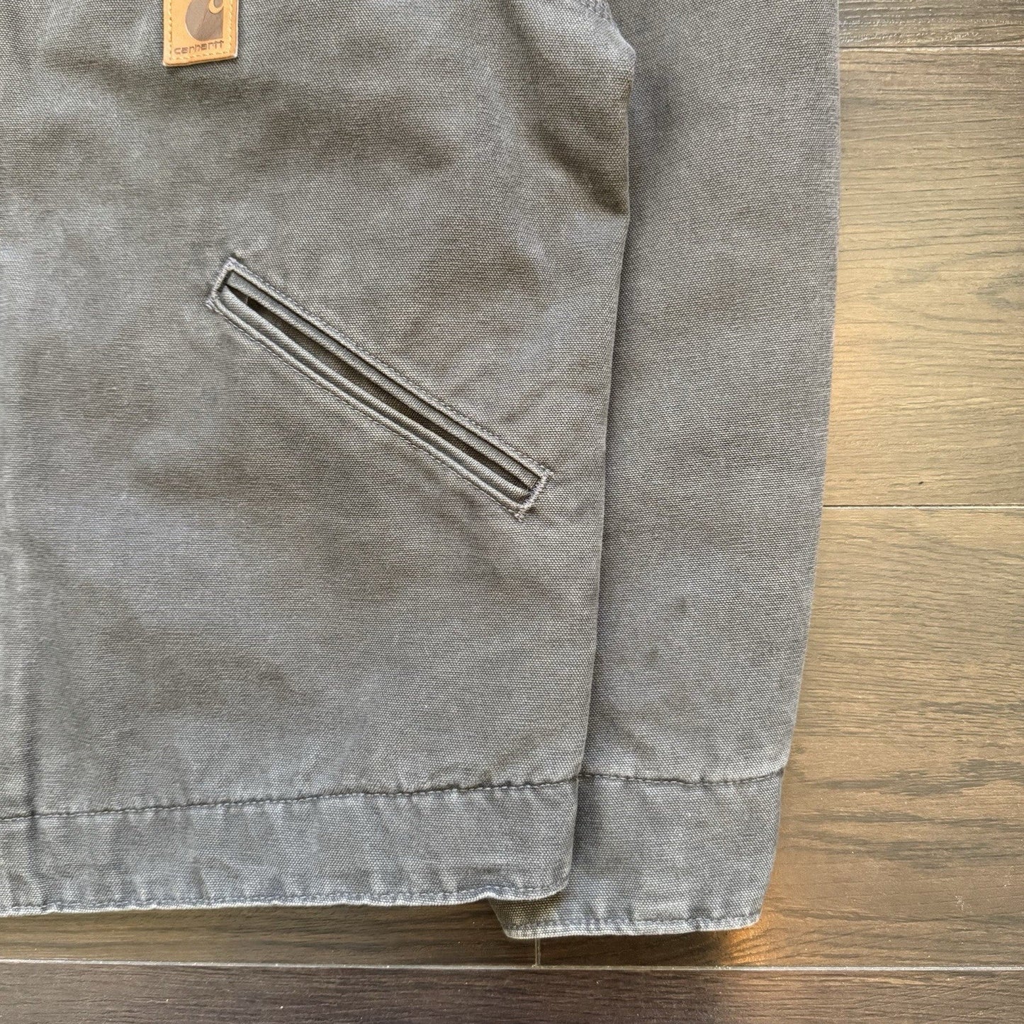Carhartt J97 GVL Detroit Jacket Size Medium