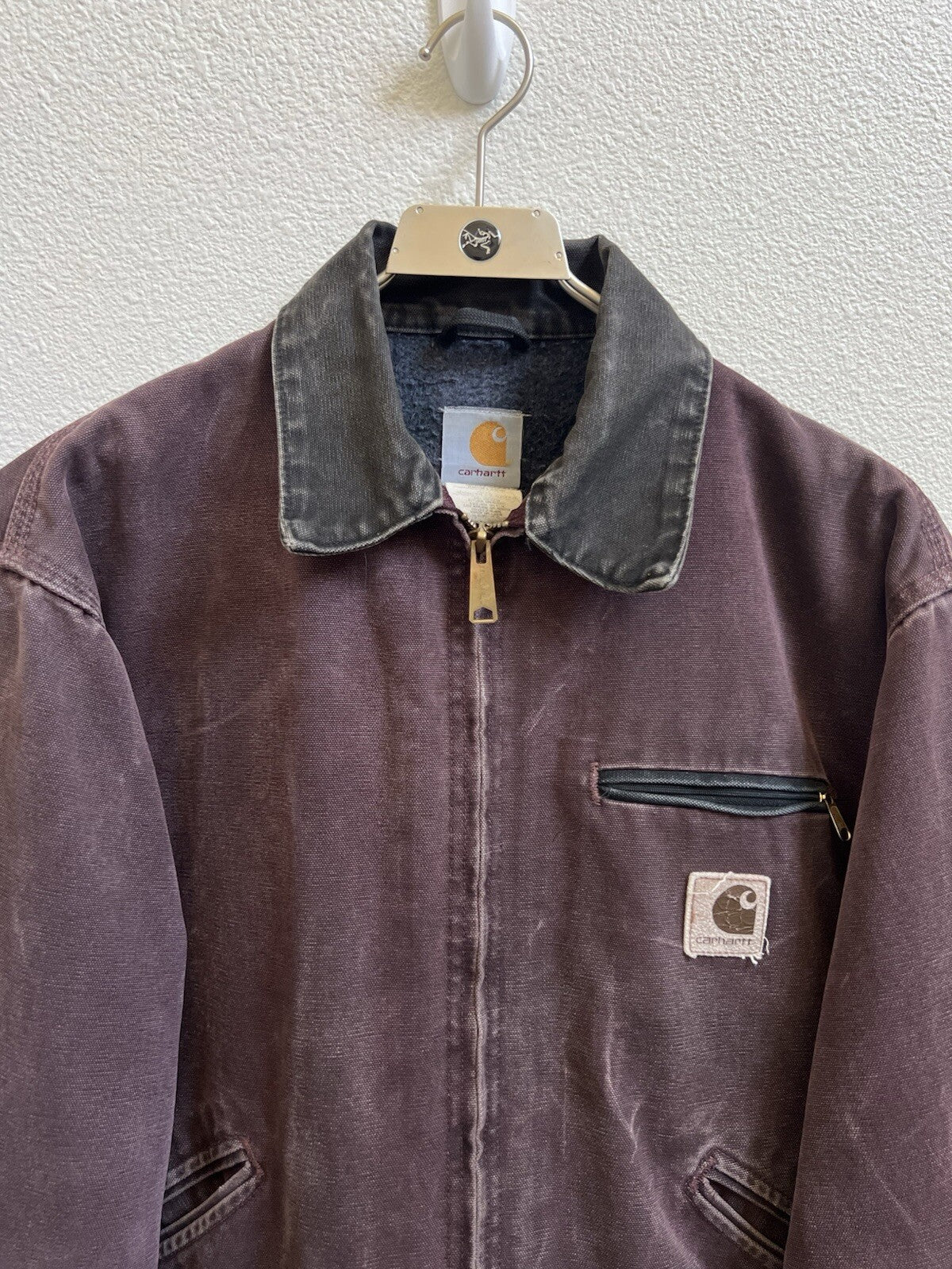 Vintage 2000 Carhartt Detroit Jacket J97 BRG Burgundy Size Large Blanket Lined