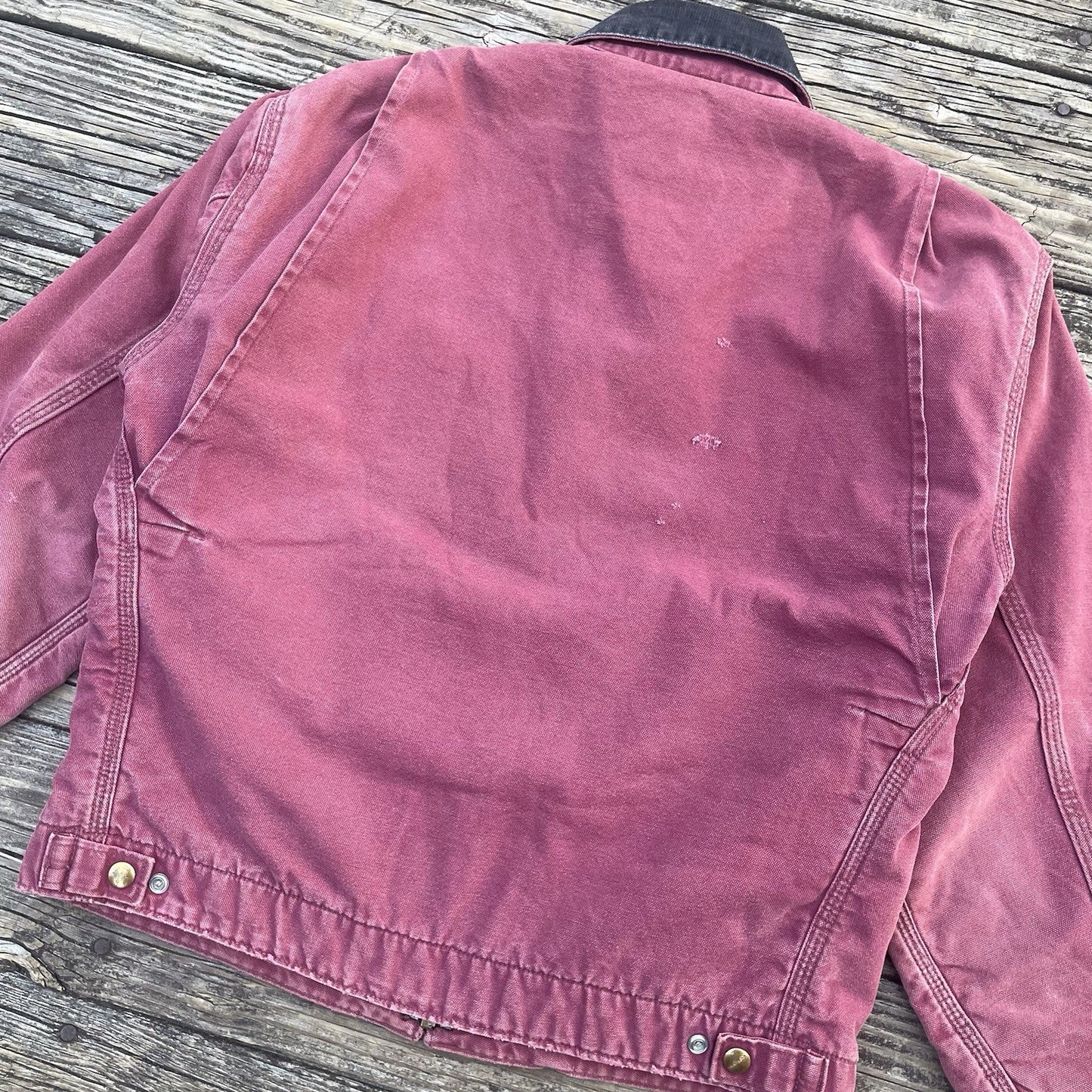vintage carhartt j24 rdw aztec detroit jacket in redwood size medium