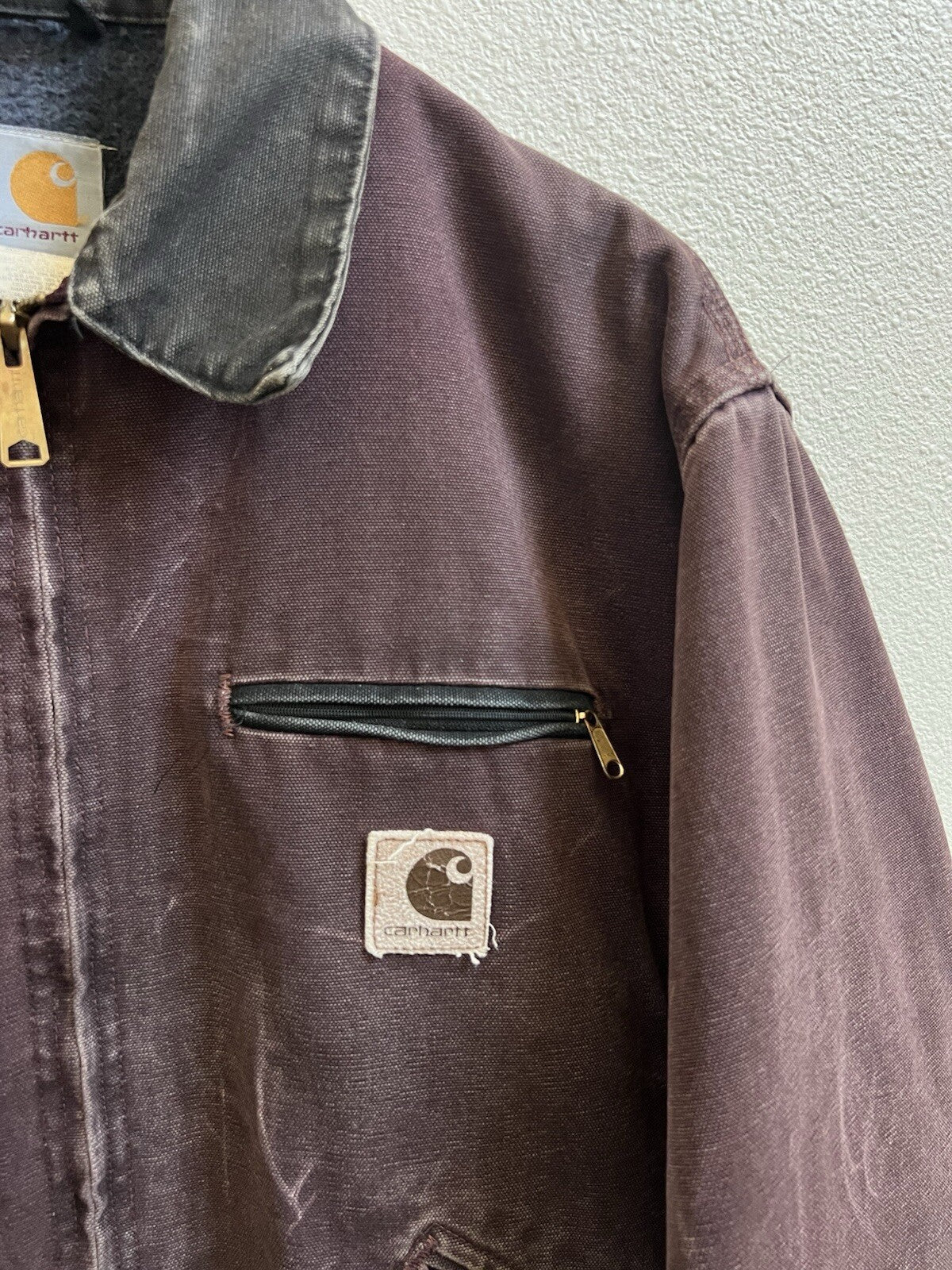 Vintage 2000 Carhartt Detroit Jacket J97 BRG Burgundy Size Large Blanket Lined