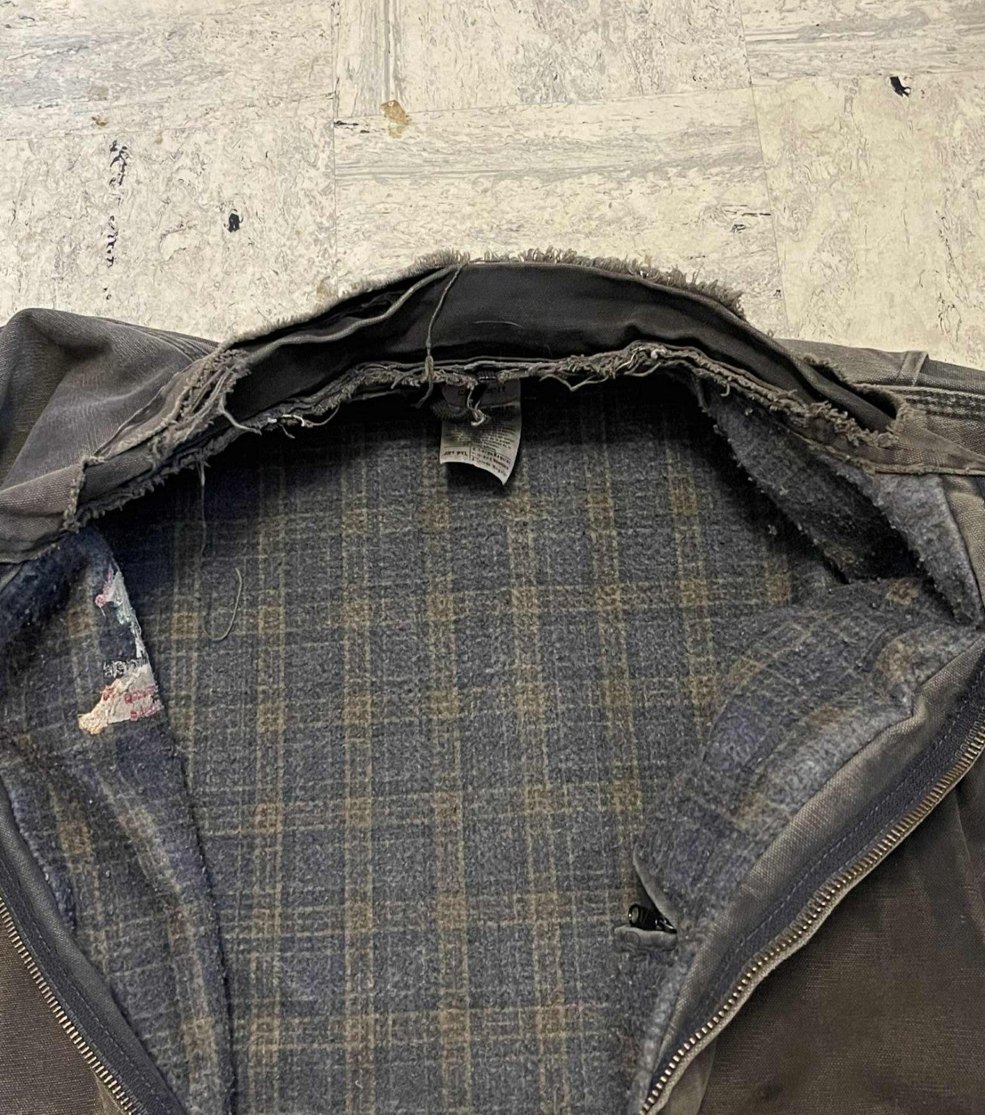 Vintage Carhartt Grey Distressed Detroit Jacket J97 PTL Size XL Blanket Lined
