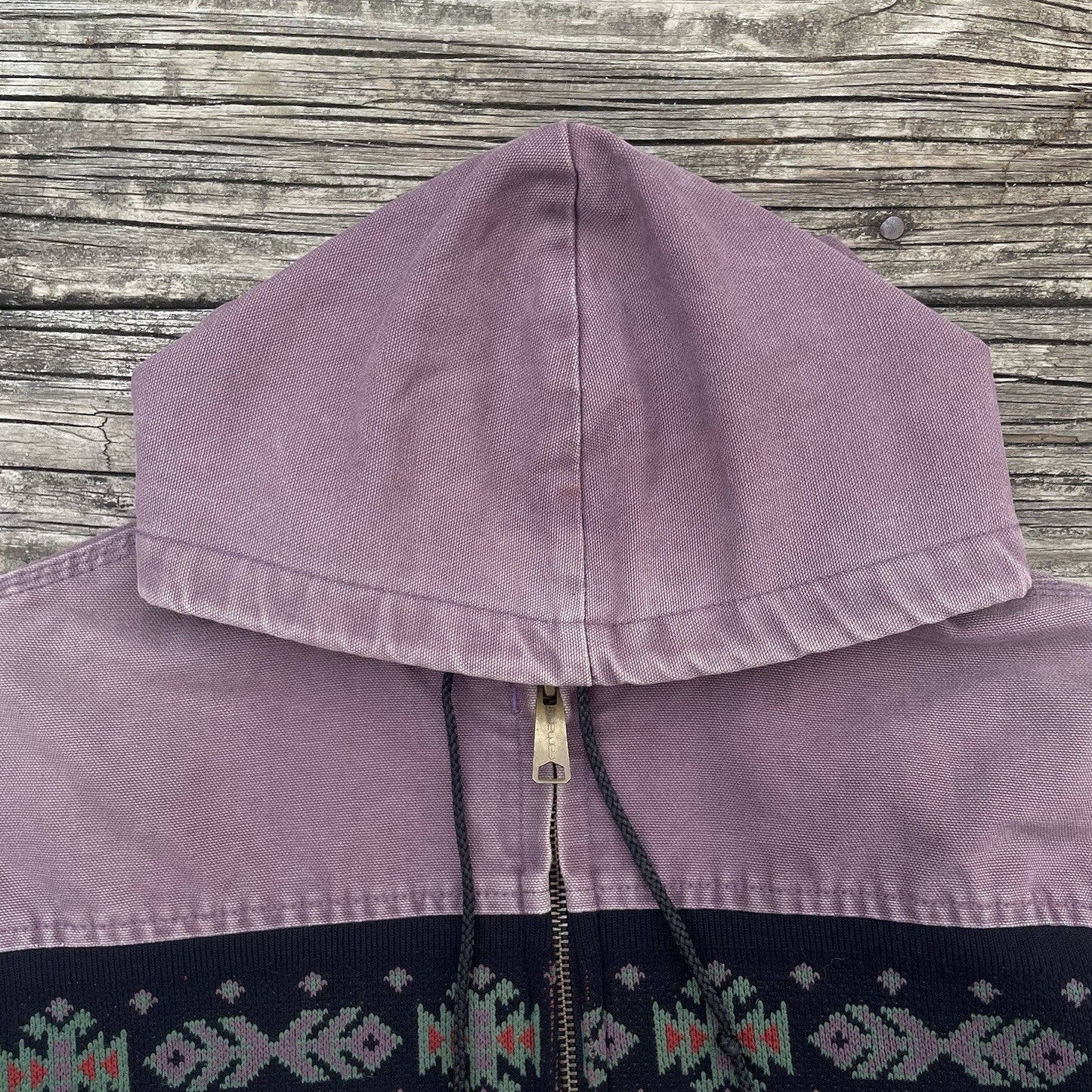 vintage carhartt jr0057 aztec active jacket in damson size medium