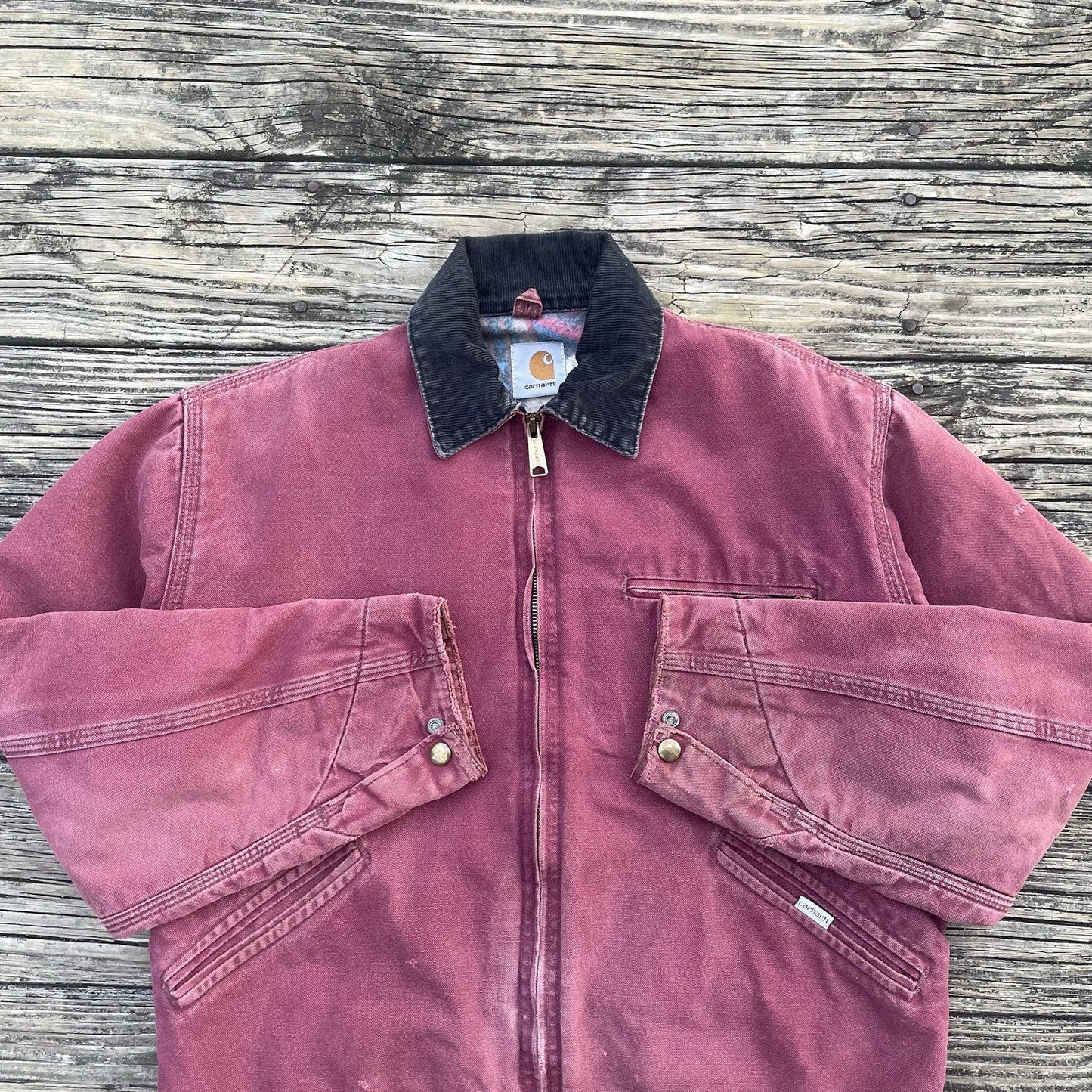 vintage carhartt j24 rdw aztec detroit jacket in redwood size medium