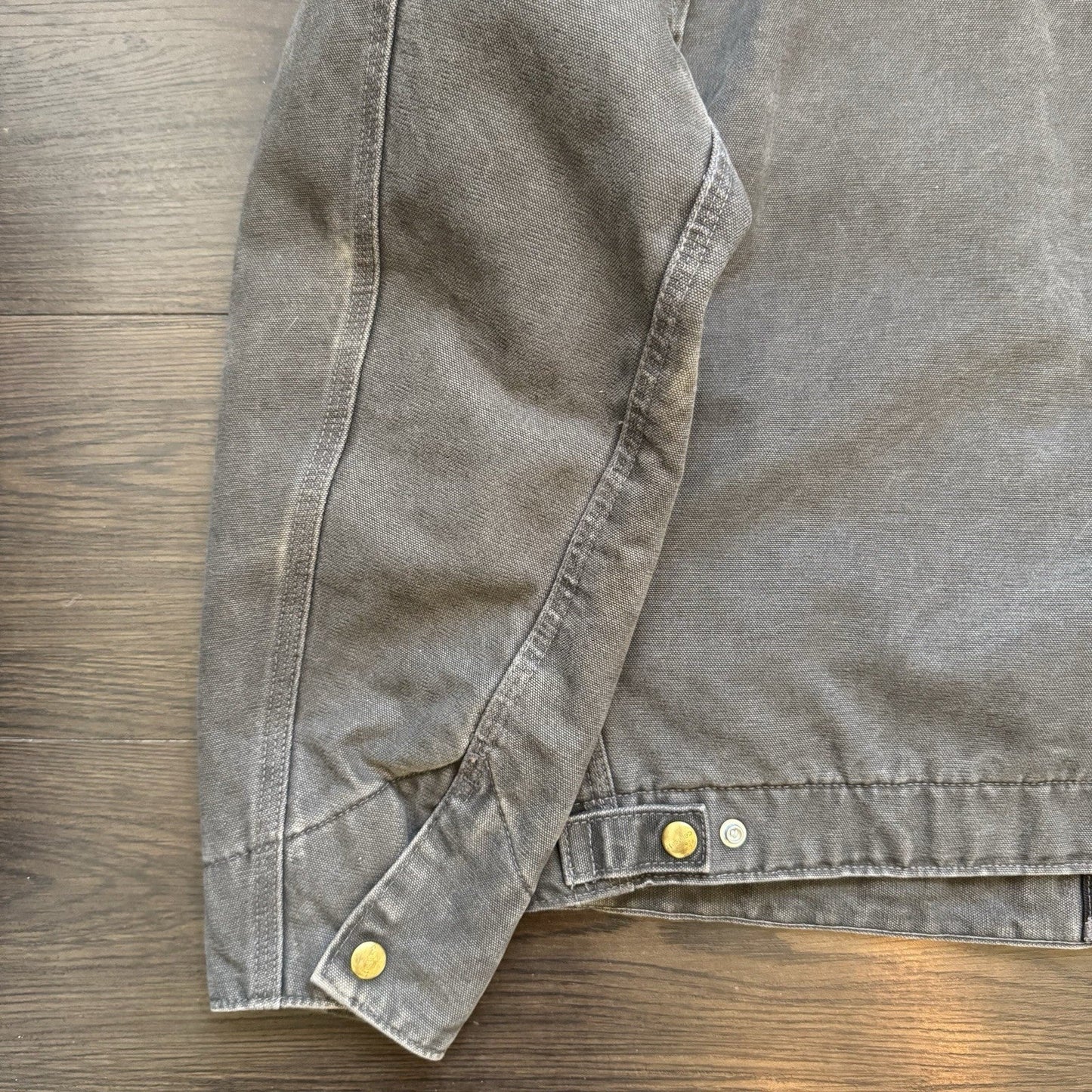 Carhartt J97 GVL Detroit Jacket Size Medium